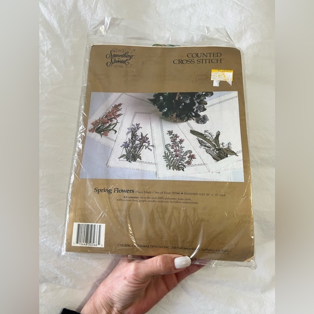 Something Special | Counted Cross Stitch Kit Spring Flowers Place Mats NIP